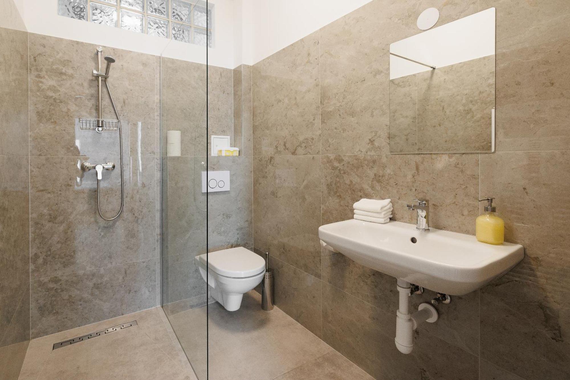 Grosszuegiges App. 2 Schlafzimmer Vienna Exterior photo